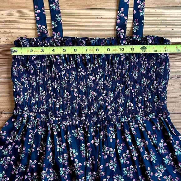 J. Crew Featherweight satin smocked tank top in twilight berry. Size L. - Picture 8 of 11